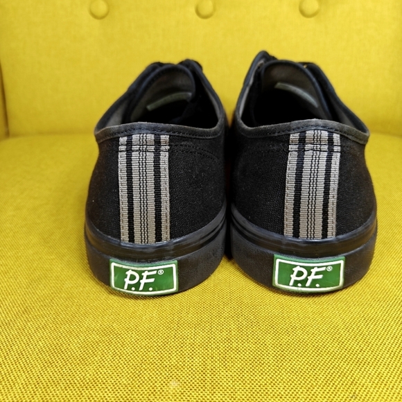 PF Flyers Center Lo Sneaker Black Shoes Men's 14 Women's 15.5 - Picture 6 of 8